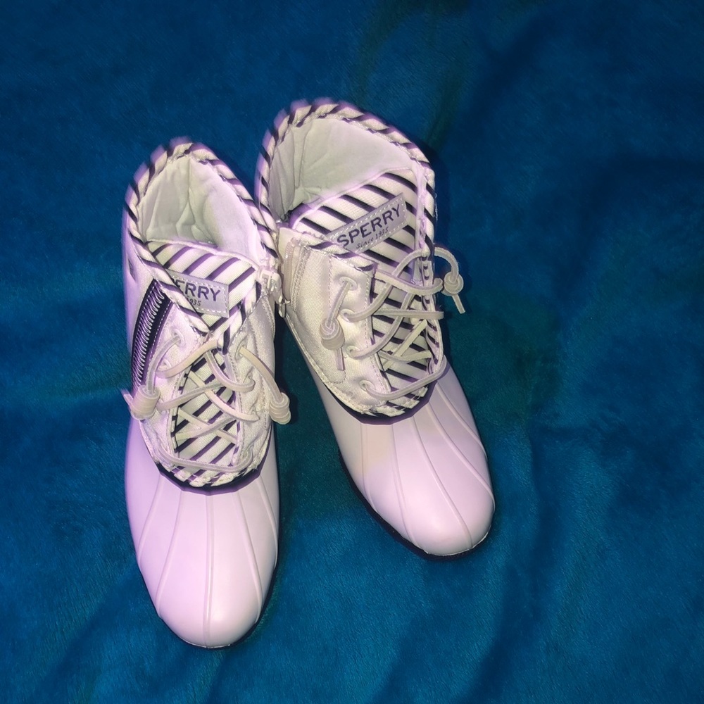SPERRY white boots